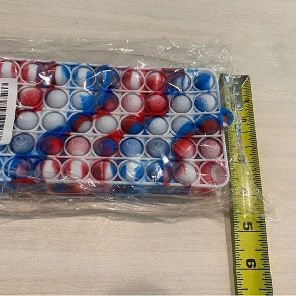 NEW Pop It Fidget Pencil Case - Picture 7 of 7